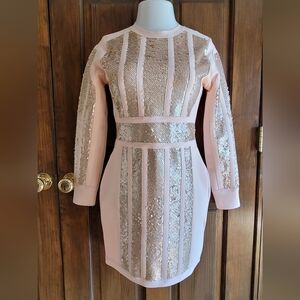 Venus Sz M P2P 17.5 L 33.5 Pink and Gold Sequin Dress